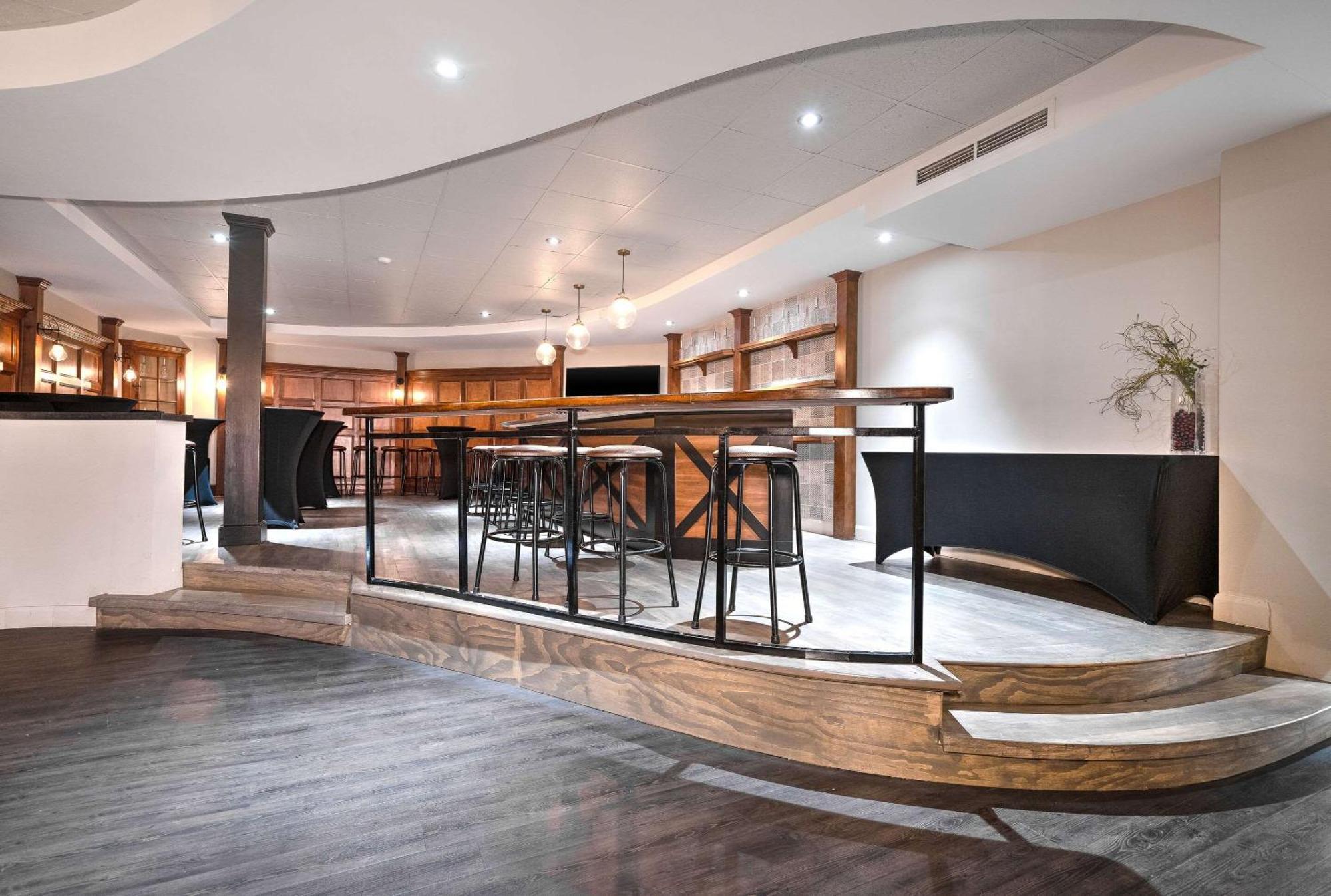 Hotel Le Victorin, An Ascend Hotel Collection Member فيكتوريا فيل المظهر الخارجي الصورة